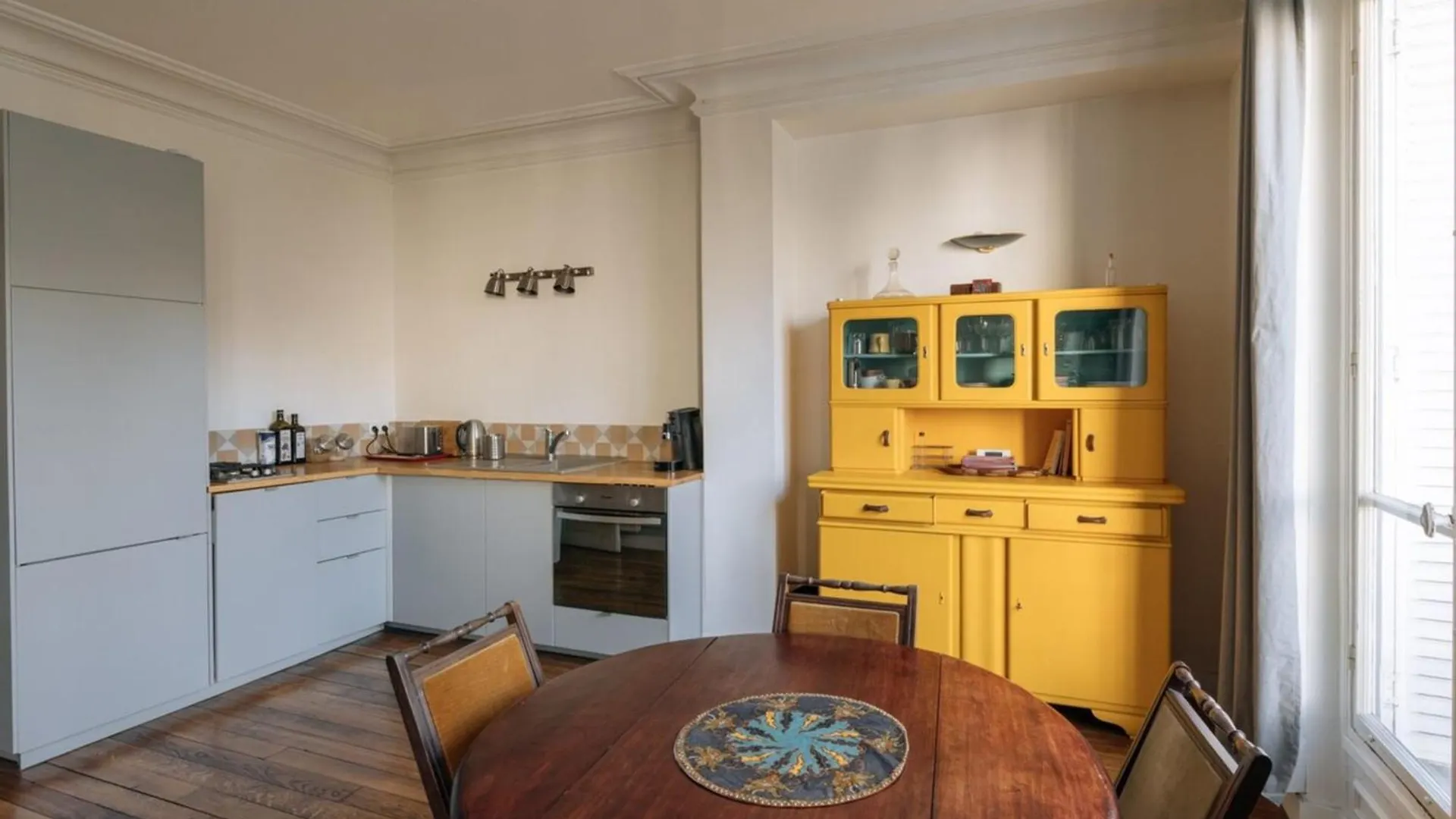 Apartment Luminous Parisian-style 1bd Apartmentbelleville