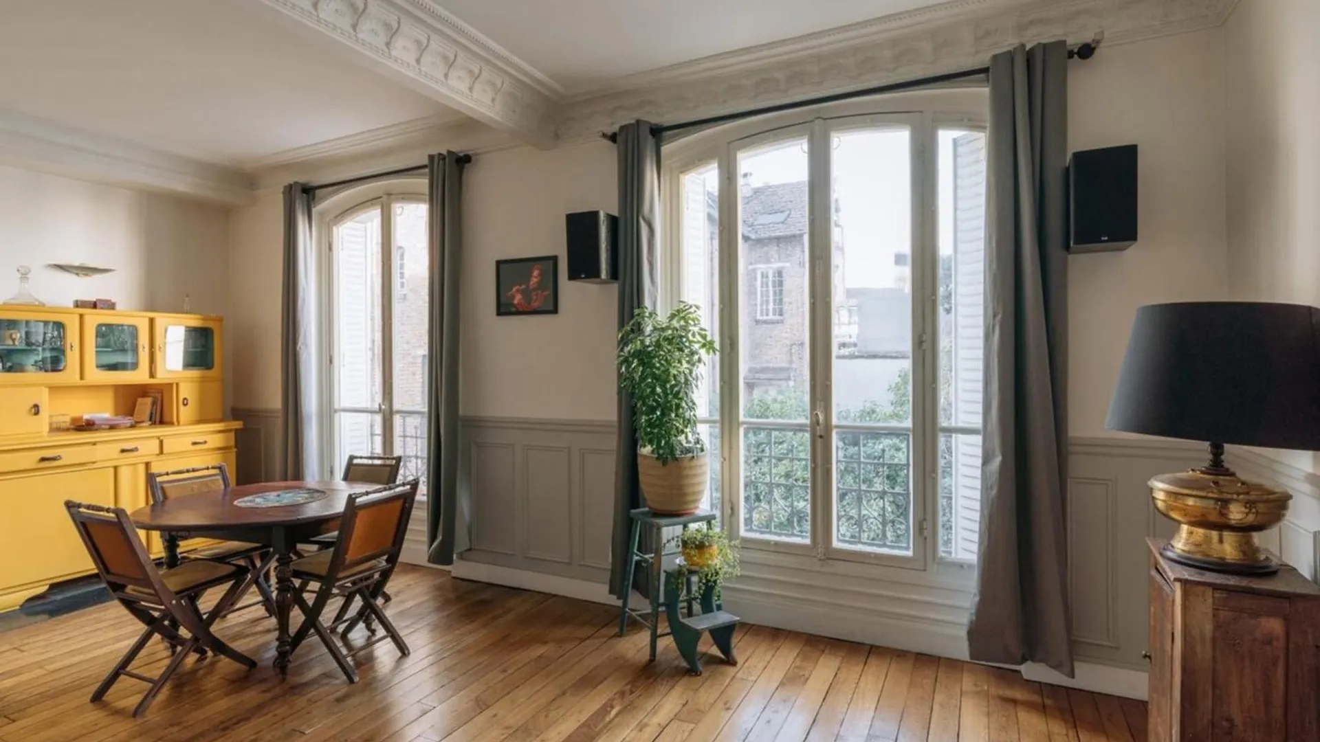 Luminous Parisian-style 1bd Apartmentbelleville Apartment